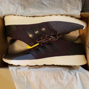 NIB Women's Adidas CF QT Racer Size 11